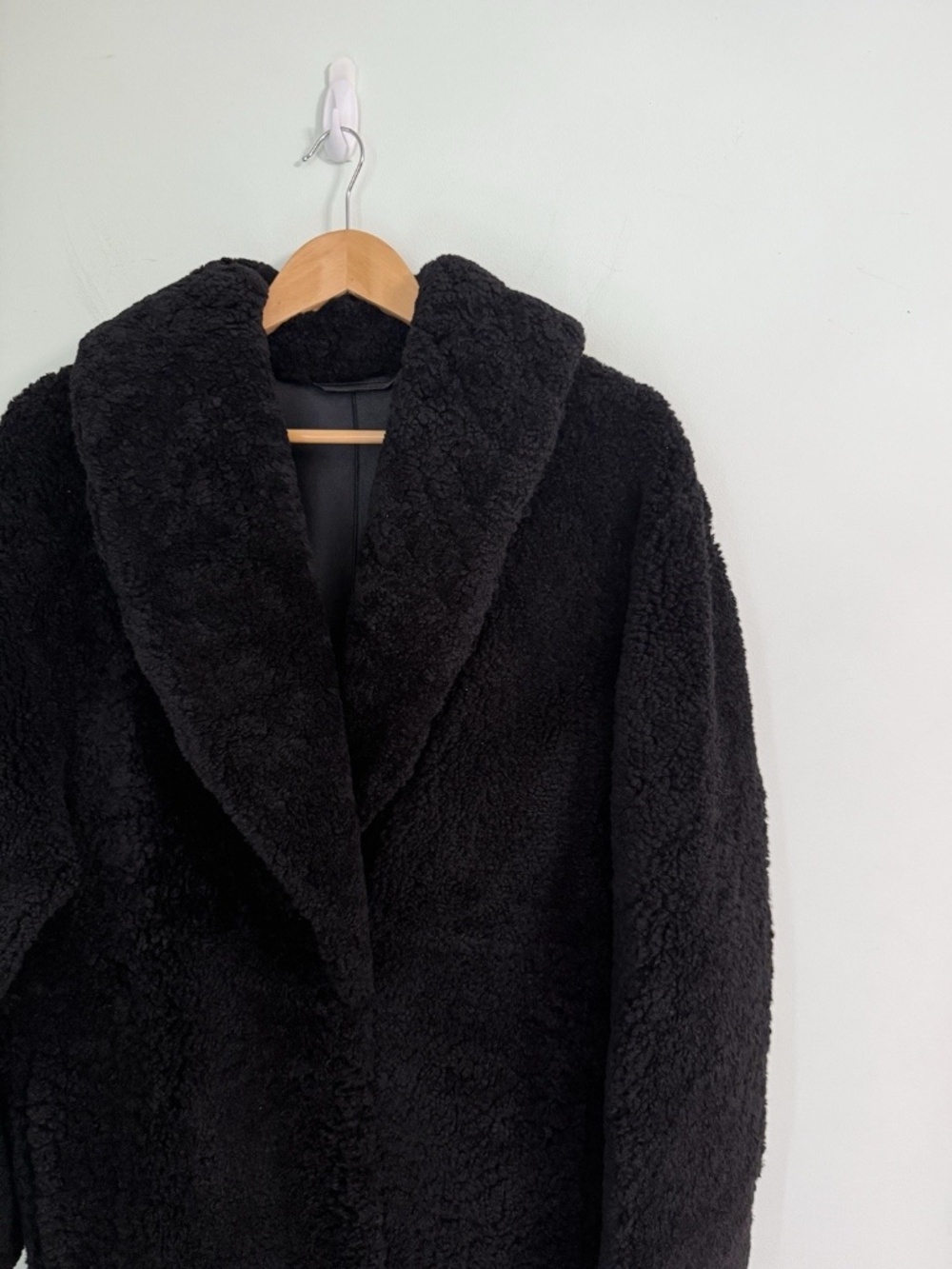 NWT Jenni Kayne Long Shearling Yves Shawl Coat Black Size Medium $1895 - Picture 2 of 8
